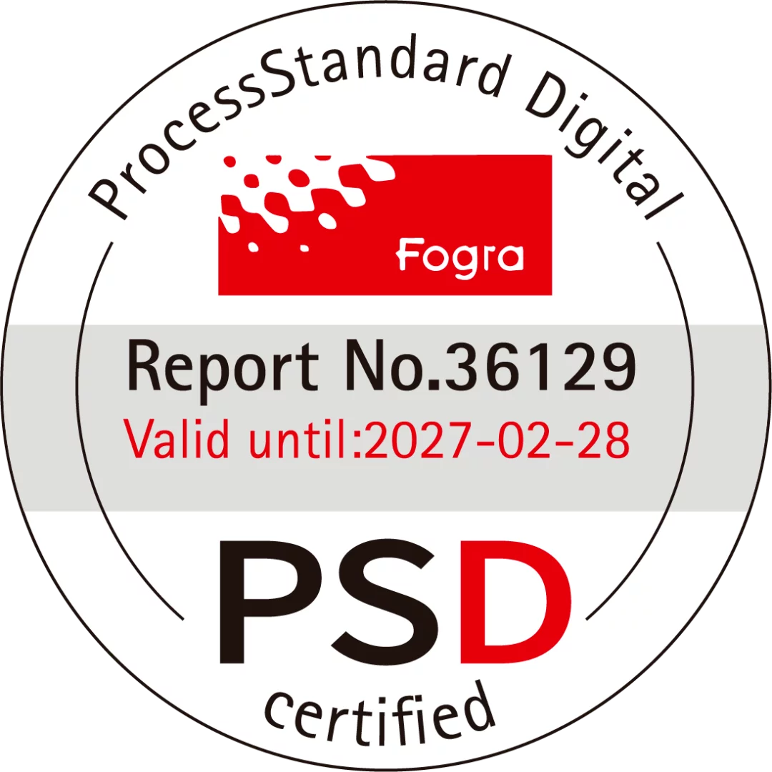 Selo de certificação Fogra Process Standard Digital PSD, indicando conformidade de padrão de processo digital de impressão